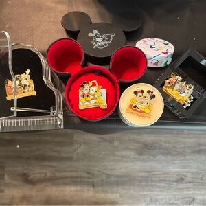 DVC Member Cruise 2006 Pin Collection